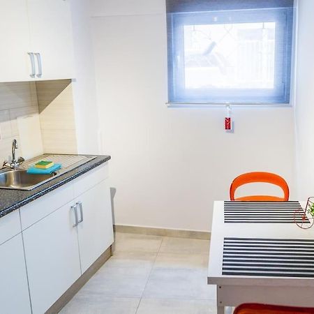 2 Bedrooms Apartment Close To Metro Dafni In Athen Eksteriør billede