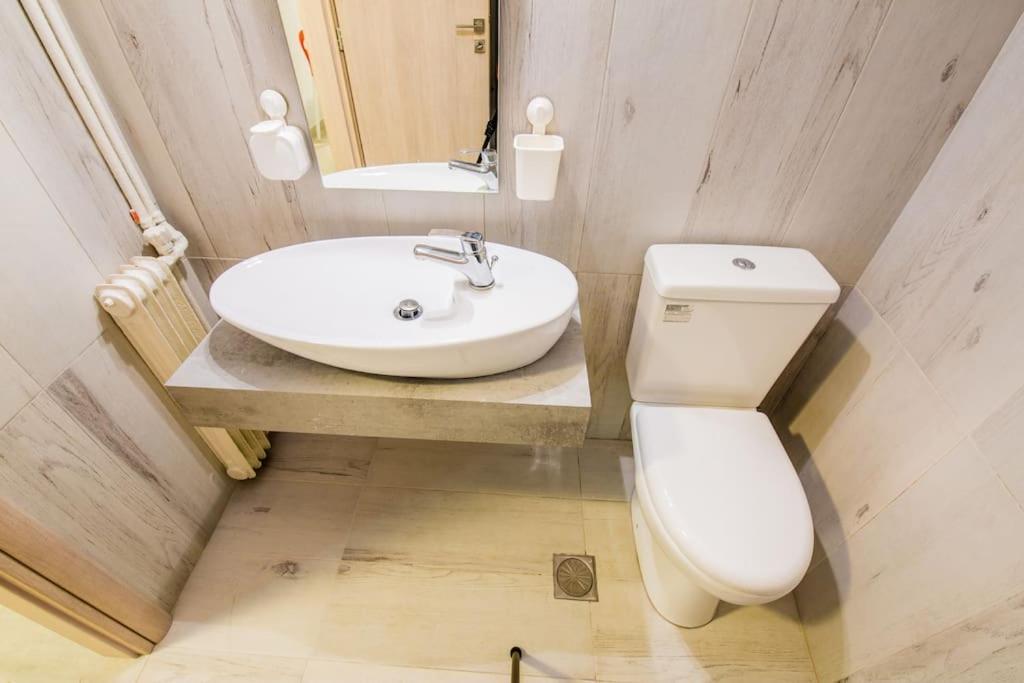 2 Bedrooms Apartment Close To Metro Dafni In Athen Eksteriør billede